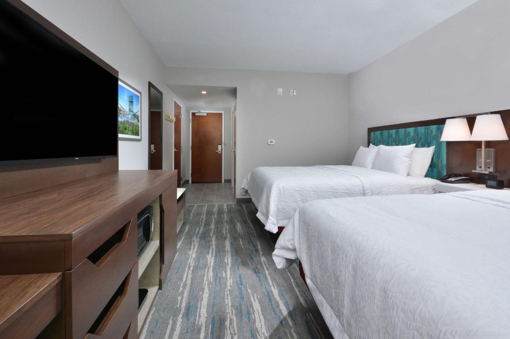 Hampton Inn & Suites Charlotte North I 485 Ngoại thất bức ảnh