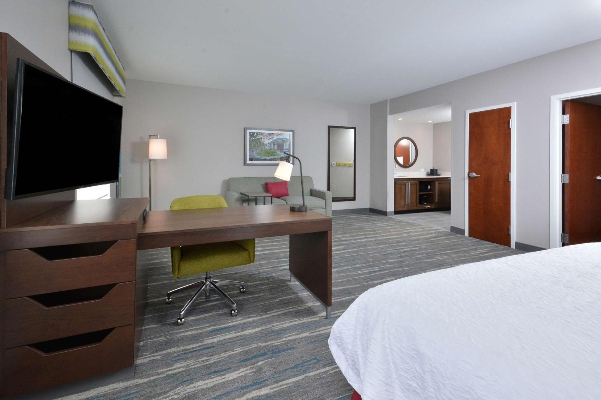 Hampton Inn & Suites Charlotte North I 485 Ngoại thất bức ảnh