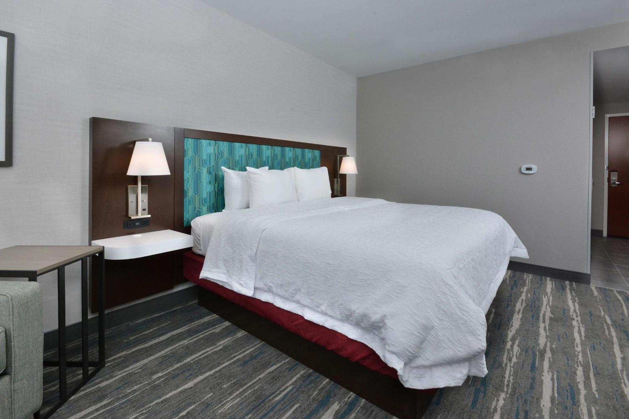 Hampton Inn & Suites Charlotte North I 485 Ngoại thất bức ảnh