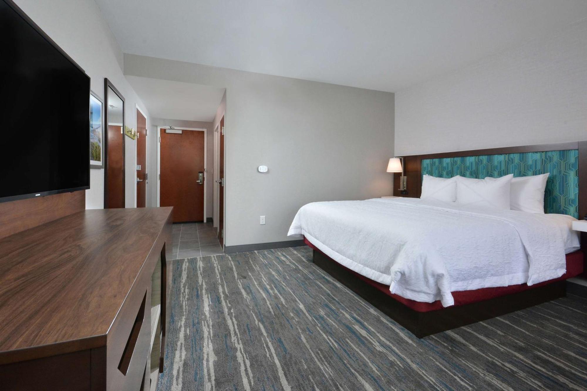 Hampton Inn & Suites Charlotte North I 485 Ngoại thất bức ảnh