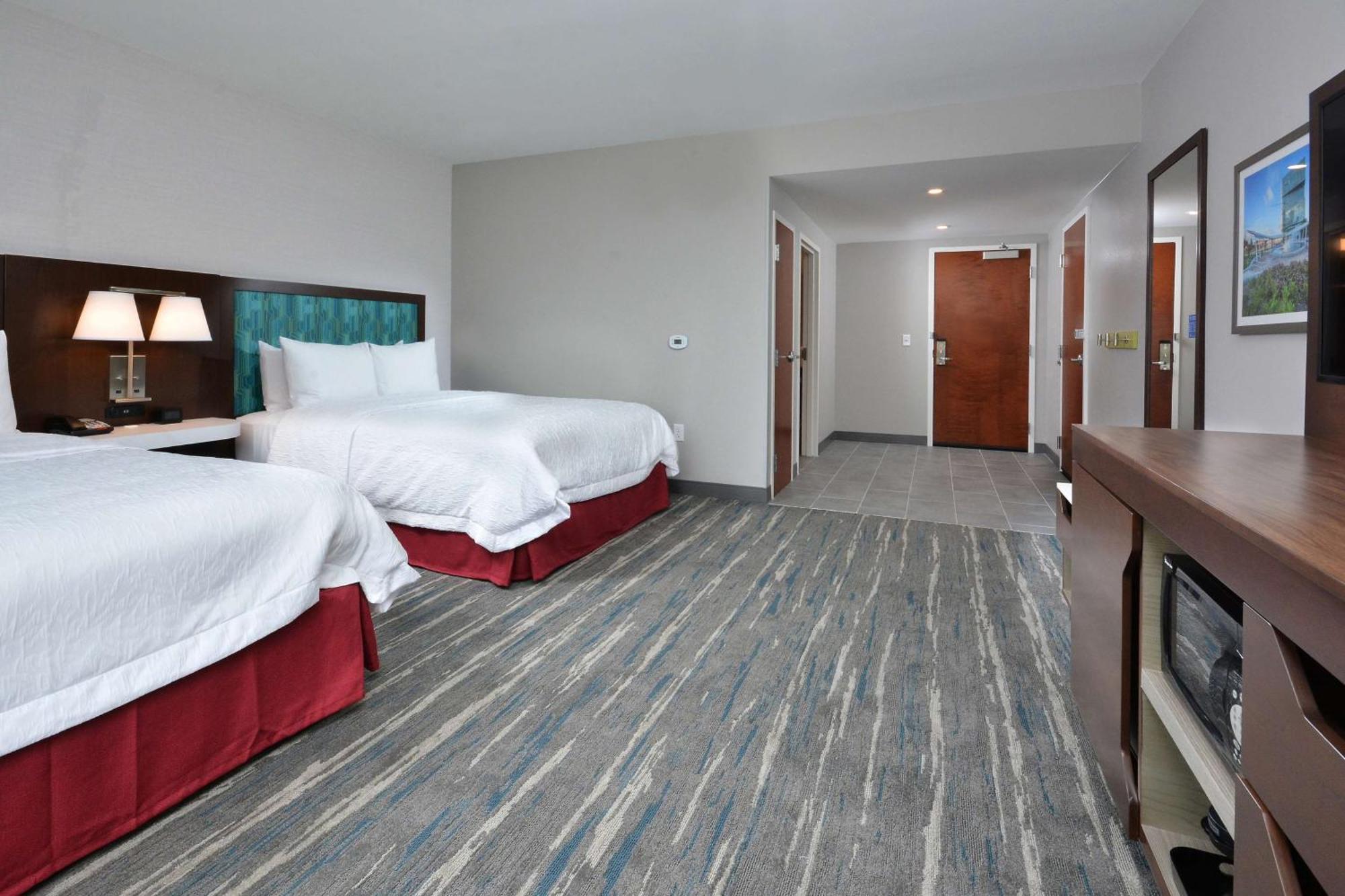 Hampton Inn & Suites Charlotte North I 485 Ngoại thất bức ảnh