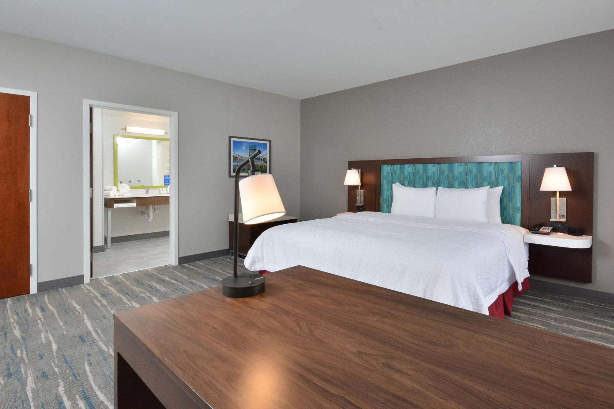 Hampton Inn & Suites Charlotte North I 485 Ngoại thất bức ảnh