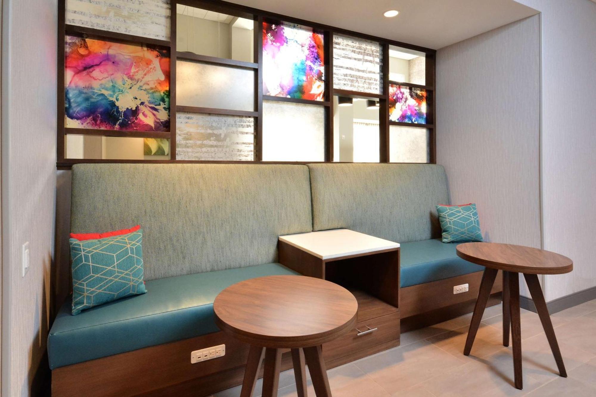 Hampton Inn & Suites Charlotte North I 485 Ngoại thất bức ảnh